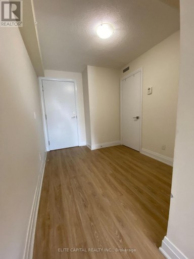 903 - 565 WILSON AVENUE, Toronto (Clanton Park), Ontario, M3H1V2