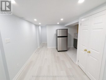 LOWER - 90 OAKVALE AVENUE Toronto (Greenwood-Coxwell) Ontario photo 4