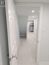 LOWER - 90 OAKVALE AVENUE Toronto (Greenwood-Coxwell) Ontario photo 9
