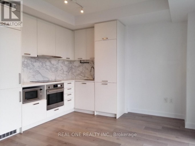 2001 - 38 HONEYCRISP CRESCENT, Vaughan (Vaughan Corporate Centre), Ontario, L4K0M8