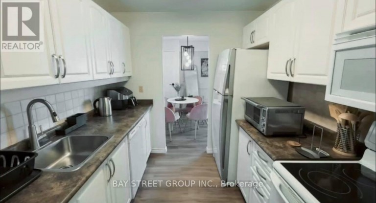 1005 - 858 COMMISSIONERS ROAD E, London South (South H), Ontario, N6C5Y5