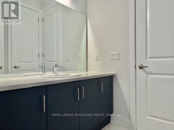 12 SIKURA CIRCLE Aurora Ontario photo 23