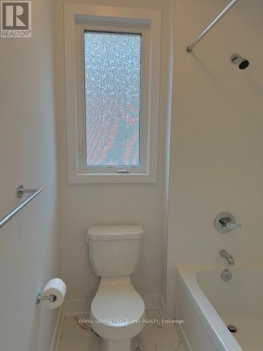 12 SIKURA CIRCLE, Aurora, Ontario, L4G3Y8