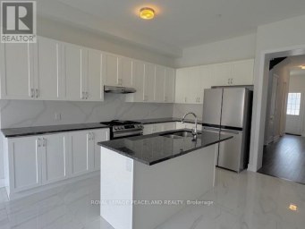 12 SIKURA CIRCLE Aurora Ontario photo 6
