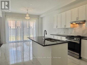12 SIKURA CIRCLE Aurora Ontario photo 7