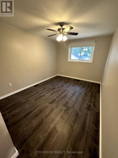 52 CHARLBROOK AVENUE, Barrie (Cundles East), Ontario, L4M2Y4