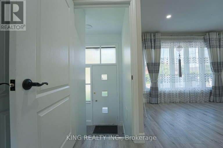 87 ELVASTON DRIVE, Toronto (Victoria Village), Ontario, M4A1N7