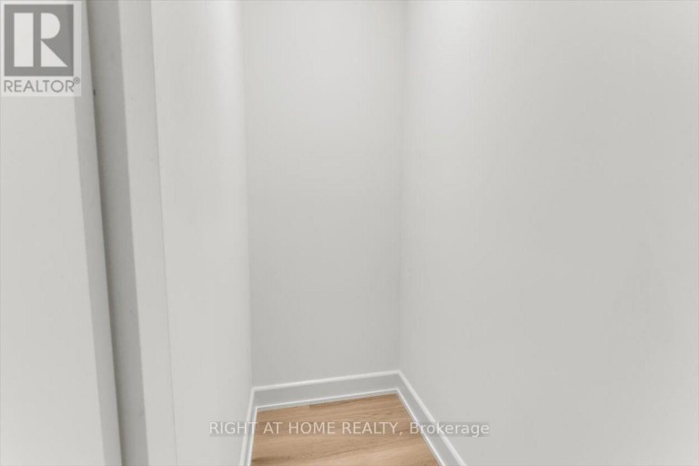 LOWER - 431 ARLINGTON AVENUE, Toronto (Humewood-Cedarvale), Ontario, M6C3A4