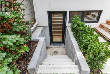 LOWER - 431 ARLINGTON AVENUE Toronto (Humewood-Cedarvale) Ontario photo 3