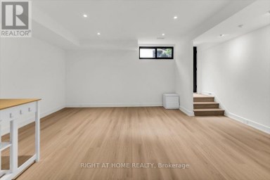 LOWER - 431 ARLINGTON AVENUE Toronto (Humewood-Cedarvale) Ontario photo 6