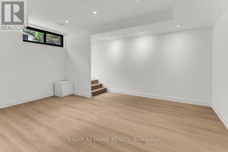 LOWER - 431 ARLINGTON AVENUE, Toronto (Humewood-Cedarvale), Ontario, M6C3A4