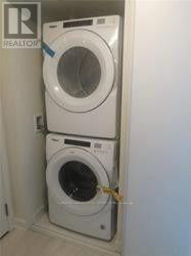 907 - 6 SONIC WAY, Toronto (Flemingdon Park), Ontario, M3C0P1