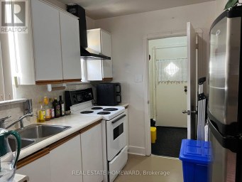MAIN - 124 GLENCREST BOULEVARD Toronto (O'Connor-Parkview) Ontario photo 3