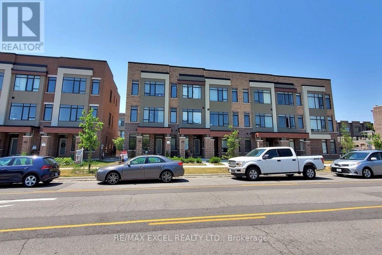 46 TROON AVENUE, Vaughan, Ontario, L6A4Z2