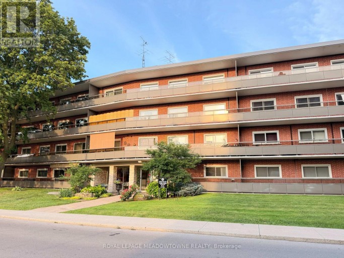 411 - 11 WOODMAN DRIVE, Hamilton (Corman), Ontario, L8K4E3