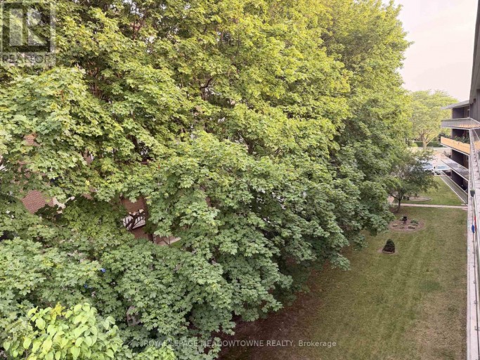 411 - 11 WOODMAN DRIVE, Hamilton (Corman), Ontario, L8K4E3