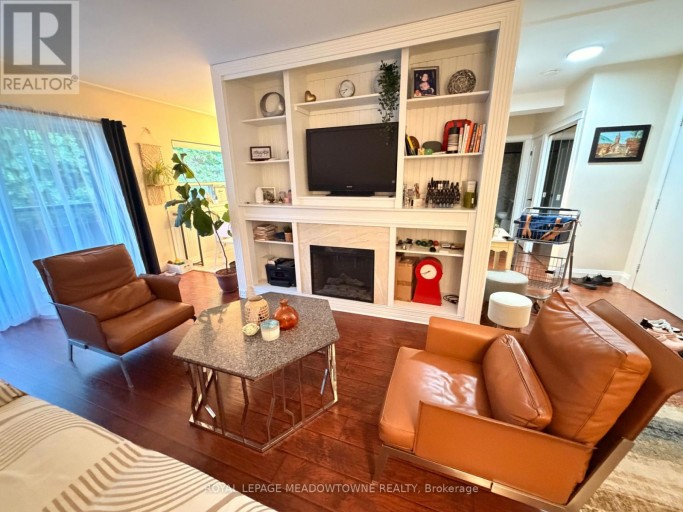 411 - 11 WOODMAN DRIVE, Hamilton (Corman), Ontario, L8K4E3