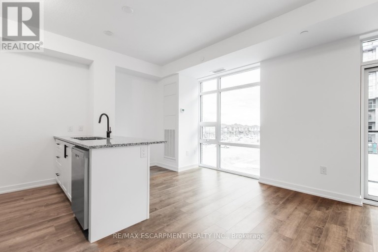 238 - 10 MALLARD TRAIL, Hamilton (Waterdown), Ontario, L0R2H1
