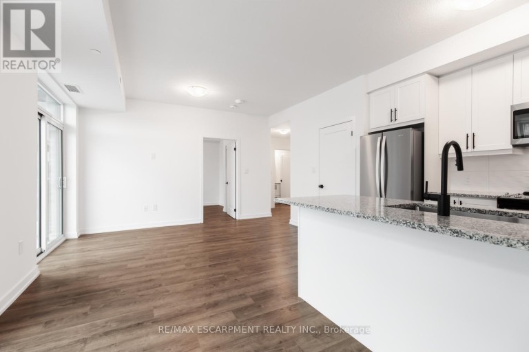 238 - 10 MALLARD TRAIL, Hamilton (Waterdown), Ontario, L0R2H1