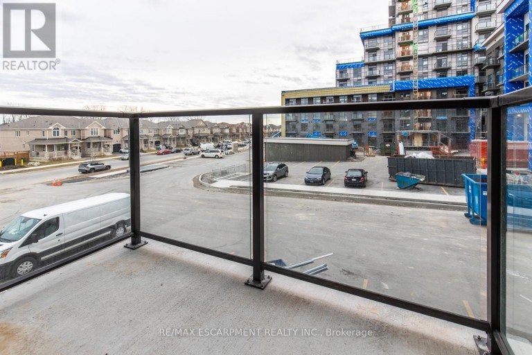 238 - 10 MALLARD TRAIL, Hamilton (Waterdown), Ontario, L0R2H1