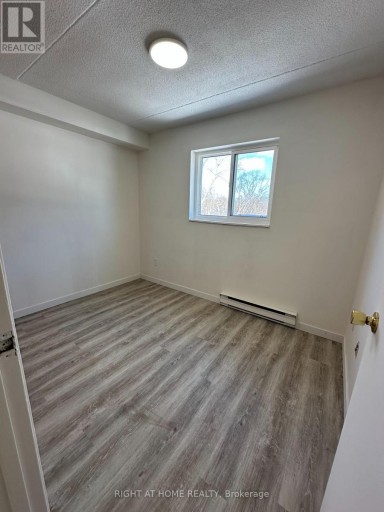 201 - 555 OXFORD STREET, Oshawa (Vanier), Ontario, L1J3V5