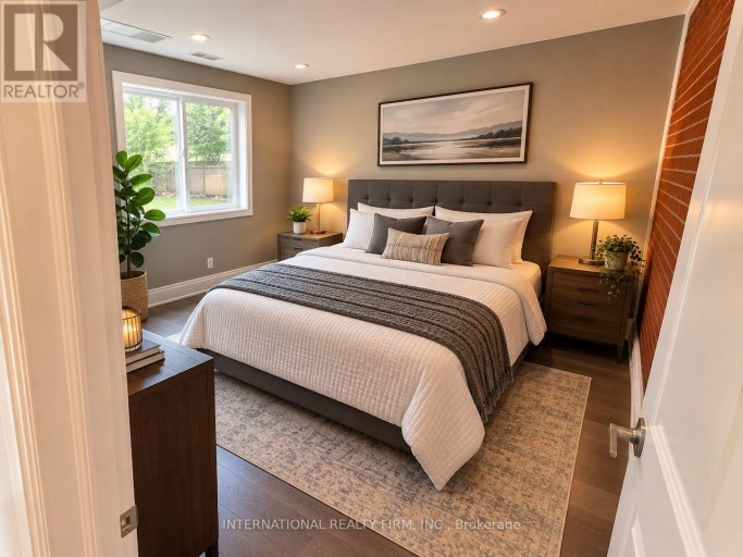 MAIN- HALF - 73 MURRAY DRIVE, Aurora (Aurora Highlands), Ontario, L4G2C2