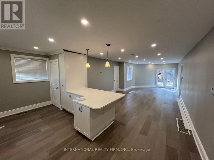 MAIN- HALF - 73 MURRAY DRIVE, Aurora (Aurora Highlands), Ontario, L4G2C2