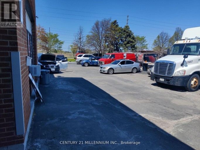 13 - 1 STEINWAY BOULEVARD, Toronto (West Humber-Clairville), Ontario, M9W6H9