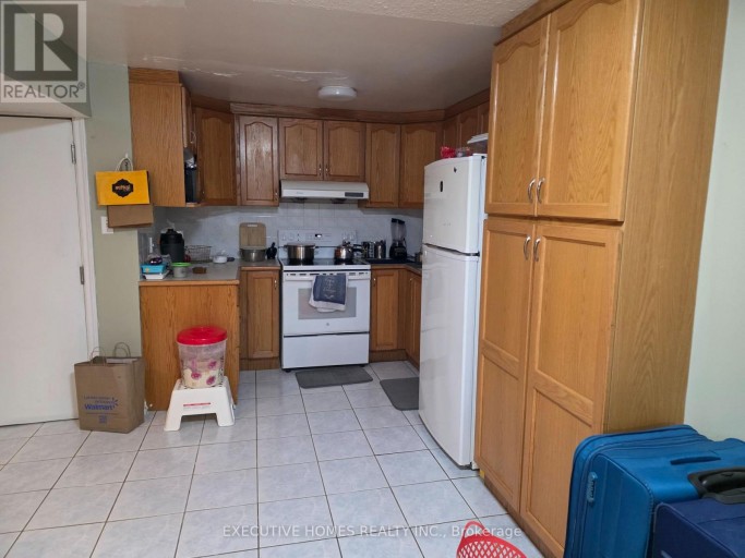 35 CLAUDETTE GATE, Hamilton (Stoney Creek Industrial), Ontario, L9B2S3