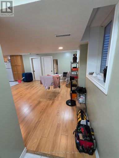 35 CLAUDETTE GATE, Hamilton (Stoney Creek Industrial), Ontario, L9B2S3