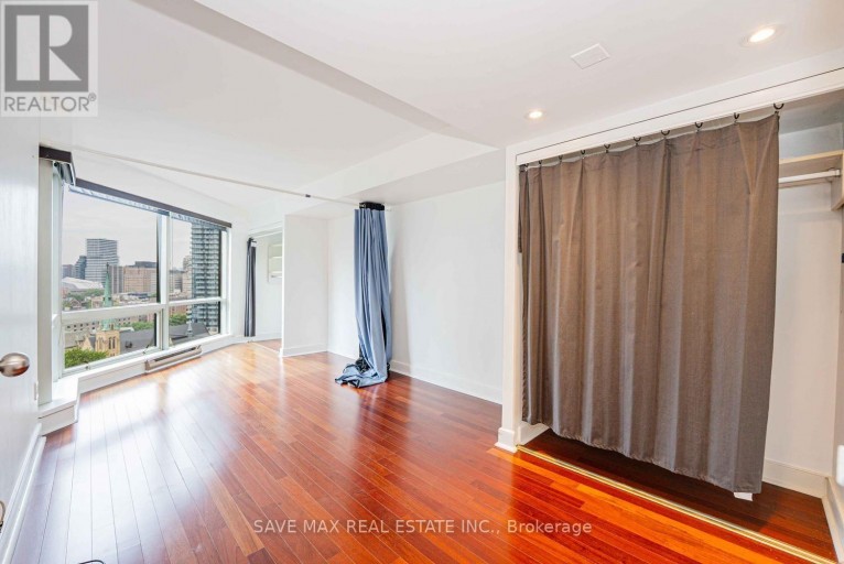 1618 - 1001 BAY STREET, Toronto (Bay Street Corridor), Ontario, M5S3A6