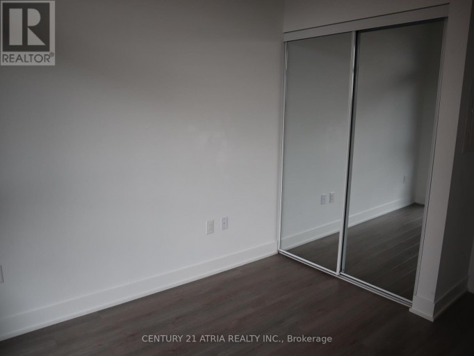 210 - 60 GEORGE BUTCHART DRIVE, Toronto (Downsview-Roding-CFB), Ontario, M3K2C5