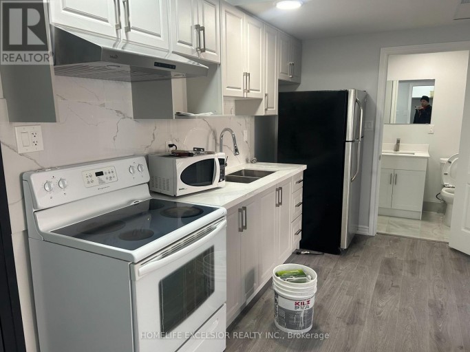 UNIT 3 - 3 SIMCOE STREET S, Oshawa (Central), Ontario, L1H1A9