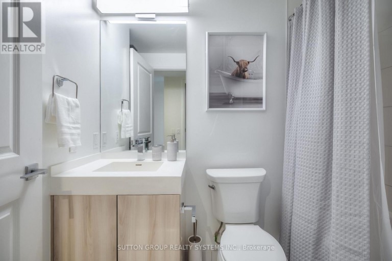 731 - 251 JARVIS STREET, Toronto (Moss Park), Ontario, M5B0C3