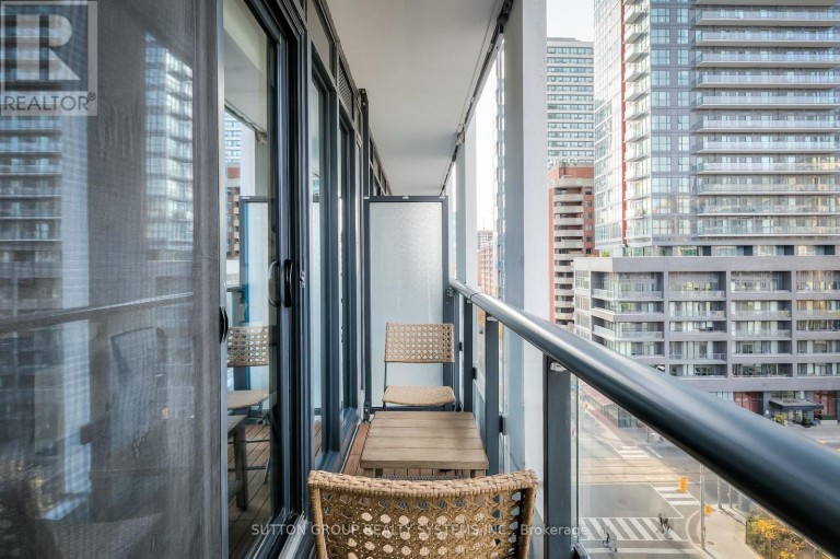 731 - 251 JARVIS STREET, Toronto (Moss Park), Ontario, M5B0C3