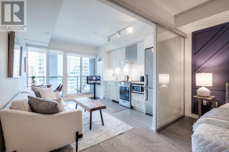 731 - 251 JARVIS STREET, Toronto (Moss Park), Ontario, M5B0C3