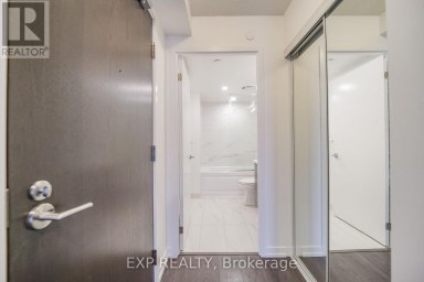 610 - 219 DUNDAS STREET E Toronto (Moss Park) Ontario photo 9