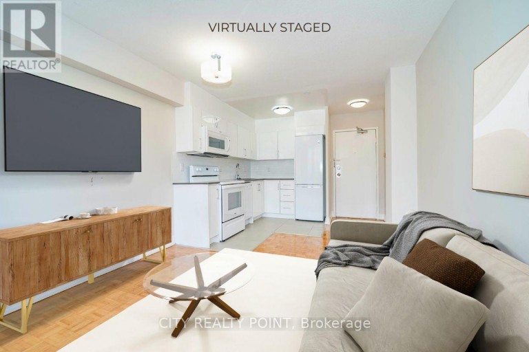 807 - 1500 BATHURST STREET, Toronto (Humewood-Cedarvale), Ontario, M5P3L3