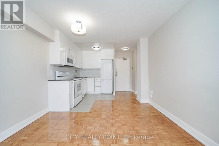 807 - 1500 BATHURST STREET, Toronto (Humewood-Cedarvale), Ontario, M5P3L3