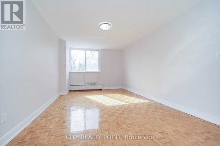 907 - 10 SHALLMAR BOULEVARD, Toronto (Forest Hill North), Ontario, M5N1J4