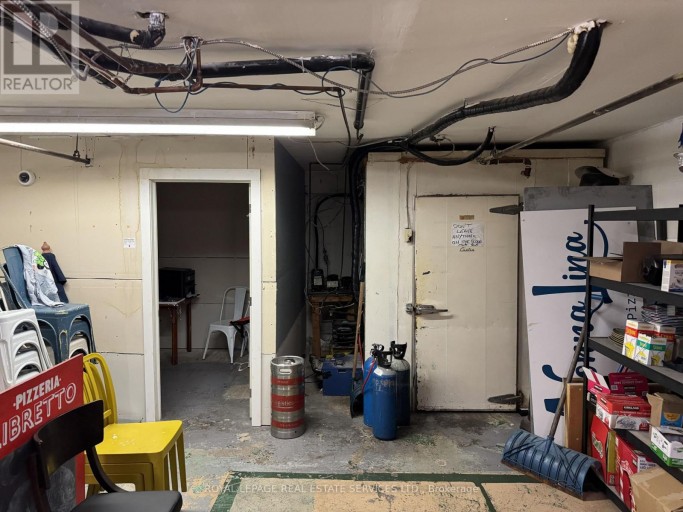 740 KING STREET W, Toronto (Niagara), Ontario, M5V1N3