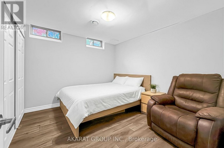 BASEMENT APT - 5463 FUDGE TERRACE, Mississauga (Churchill Meadows), Ontario, L5M0N1