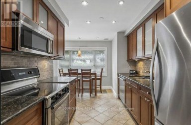 1603 LINCOLNSHIRE BOULEVARD Mississauga (Lakeview) Ontario photo 11