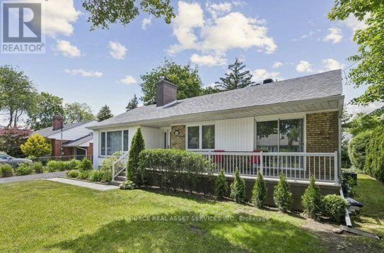 1603 LINCOLNSHIRE BOULEVARD, Mississauga (Lakeview), Ontario, L5E2S8