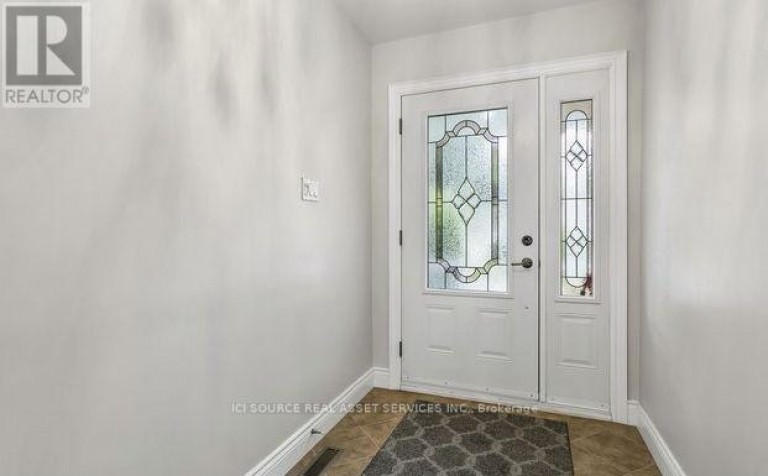 1603 LINCOLNSHIRE BOULEVARD, Mississauga (Lakeview), Ontario, L5E2S8