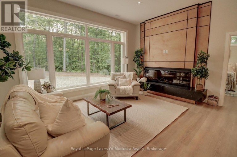5 FLICKER LANE, McDougall, Ontario, P2A2W9