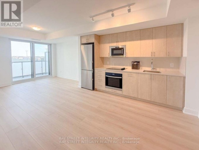 420 - 2545 SIMCOE STREET N, Oshawa (Windfields), Ontario, L1L0W3