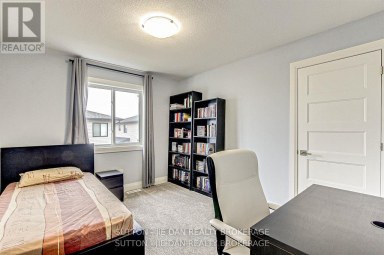 98 LOCKY LANE Middlesex Centre (Kilworth) Ontario photo 12