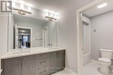 98 LOCKY LANE Middlesex Centre (Kilworth) Ontario photo 16