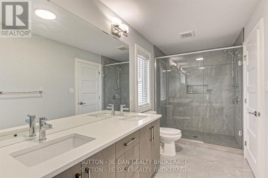 98 LOCKY LANE Middlesex Centre (Kilworth) Ontario photo 23